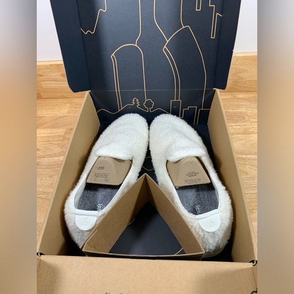 NEW Wool Lounger Fluff Mens 13 Natural White Cream Merino Wool MF1MAWW130 - Picture 2 of 9